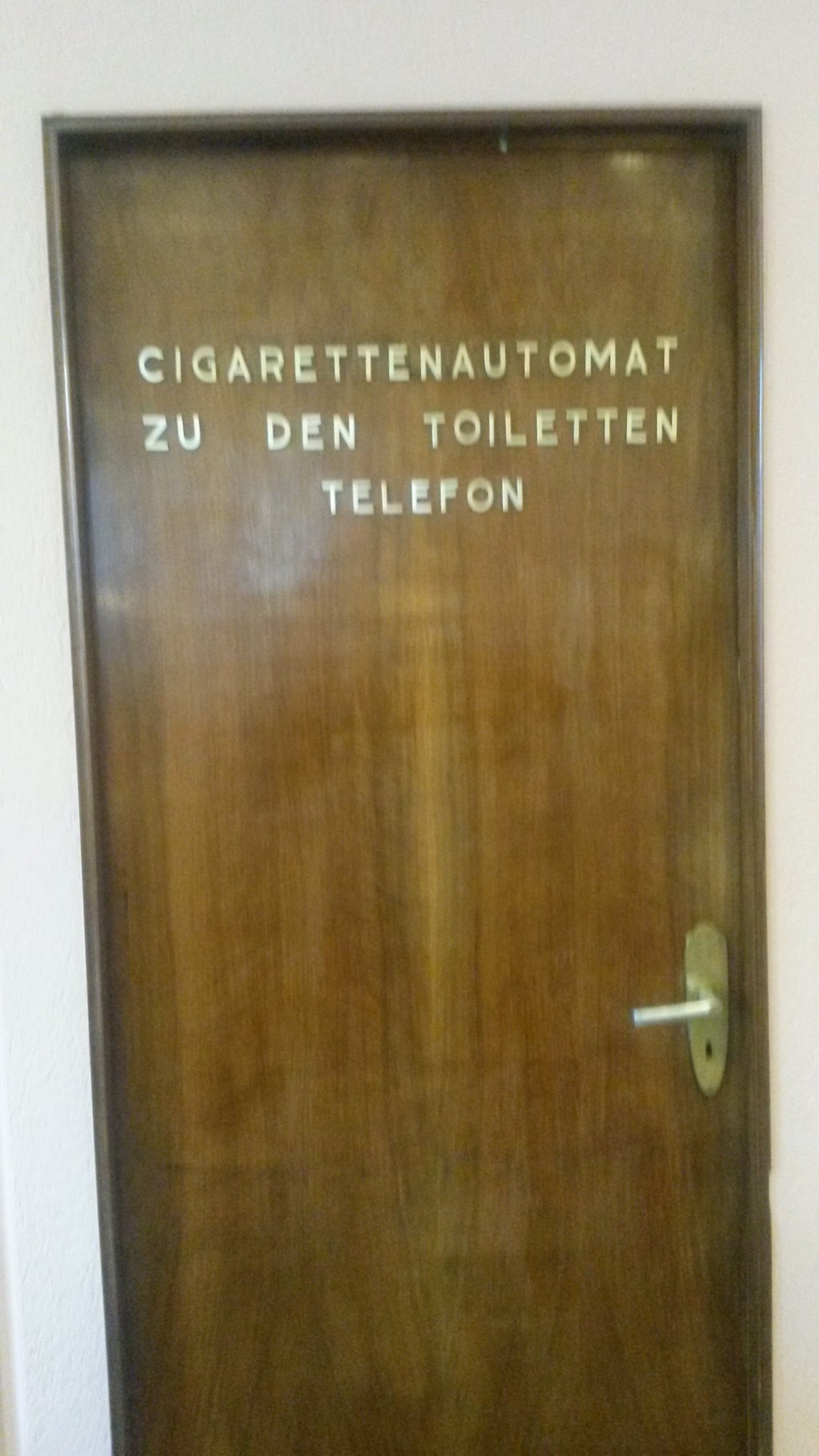 Facebook ist eine Zecke…oder?